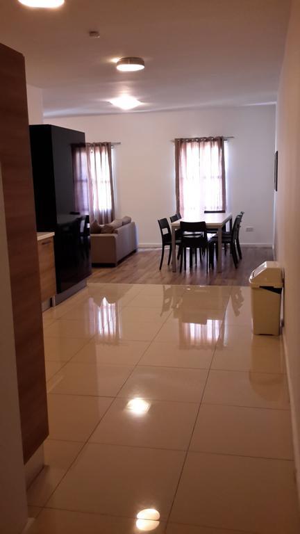 Am Apartments Слима Екстериор снимка